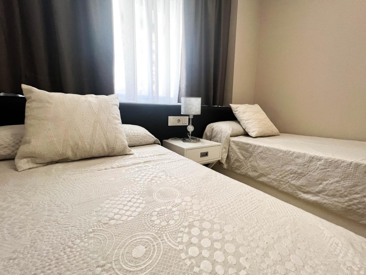 Ferienwohnung Tropical Y Lujoso Complejo Oropesa del Mar Exterior foto